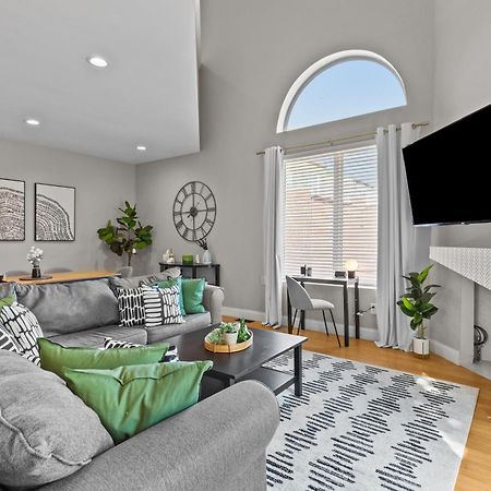 Tower Grove West End Whimsy | Jz Vacation Rentals מראה חיצוני תמונה