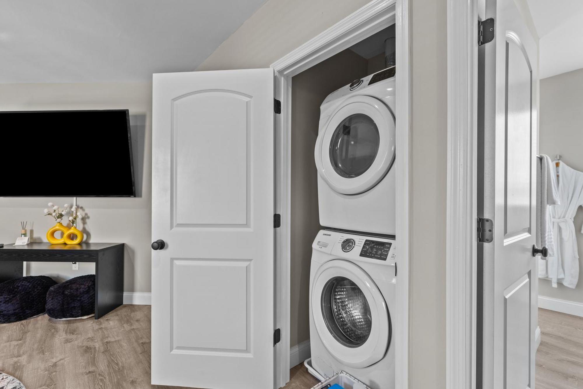 Tower Grove West End Whimsy | Jz Vacation Rentals מראה חיצוני תמונה