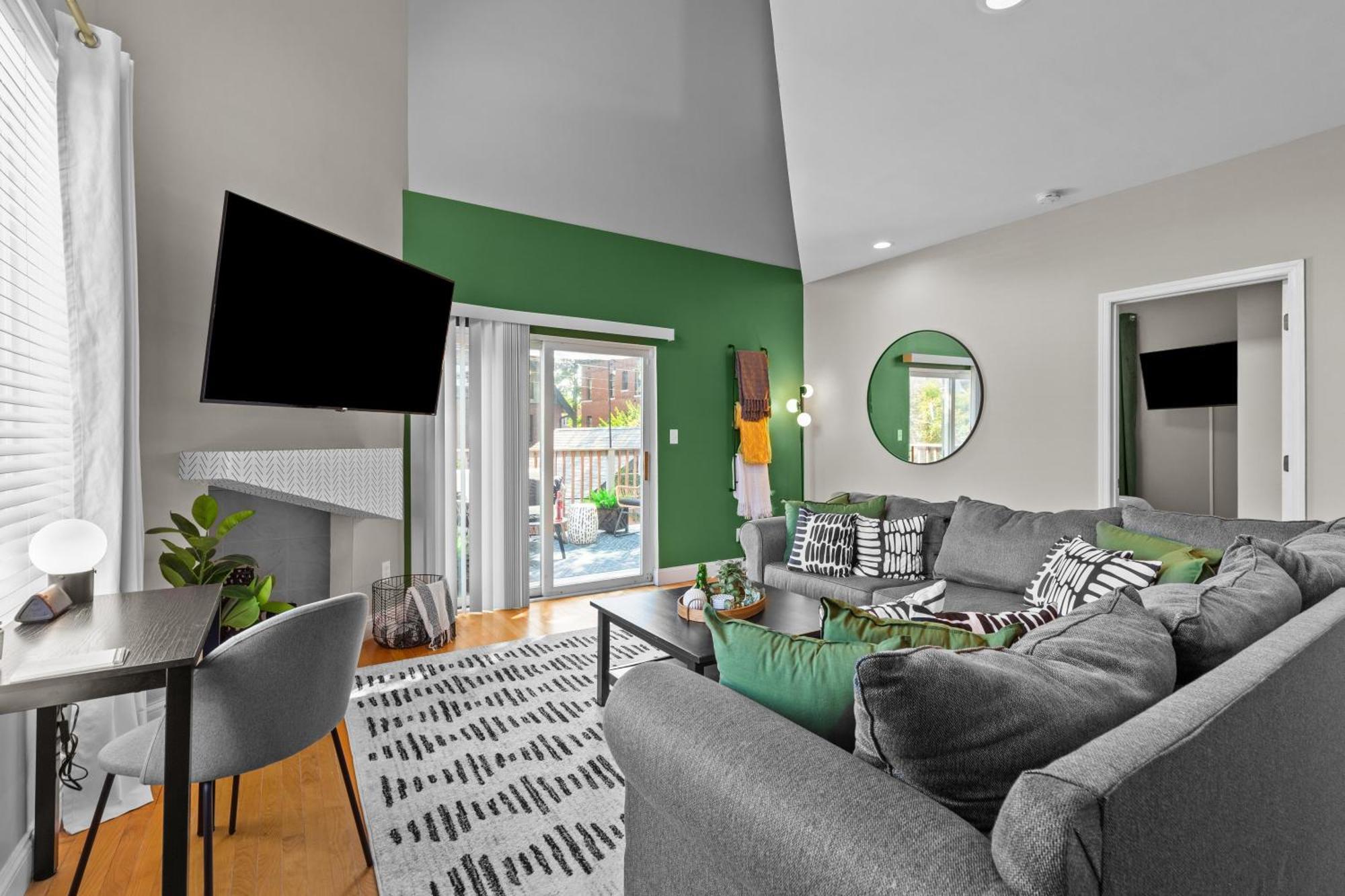Tower Grove West End Whimsy | Jz Vacation Rentals מראה חיצוני תמונה