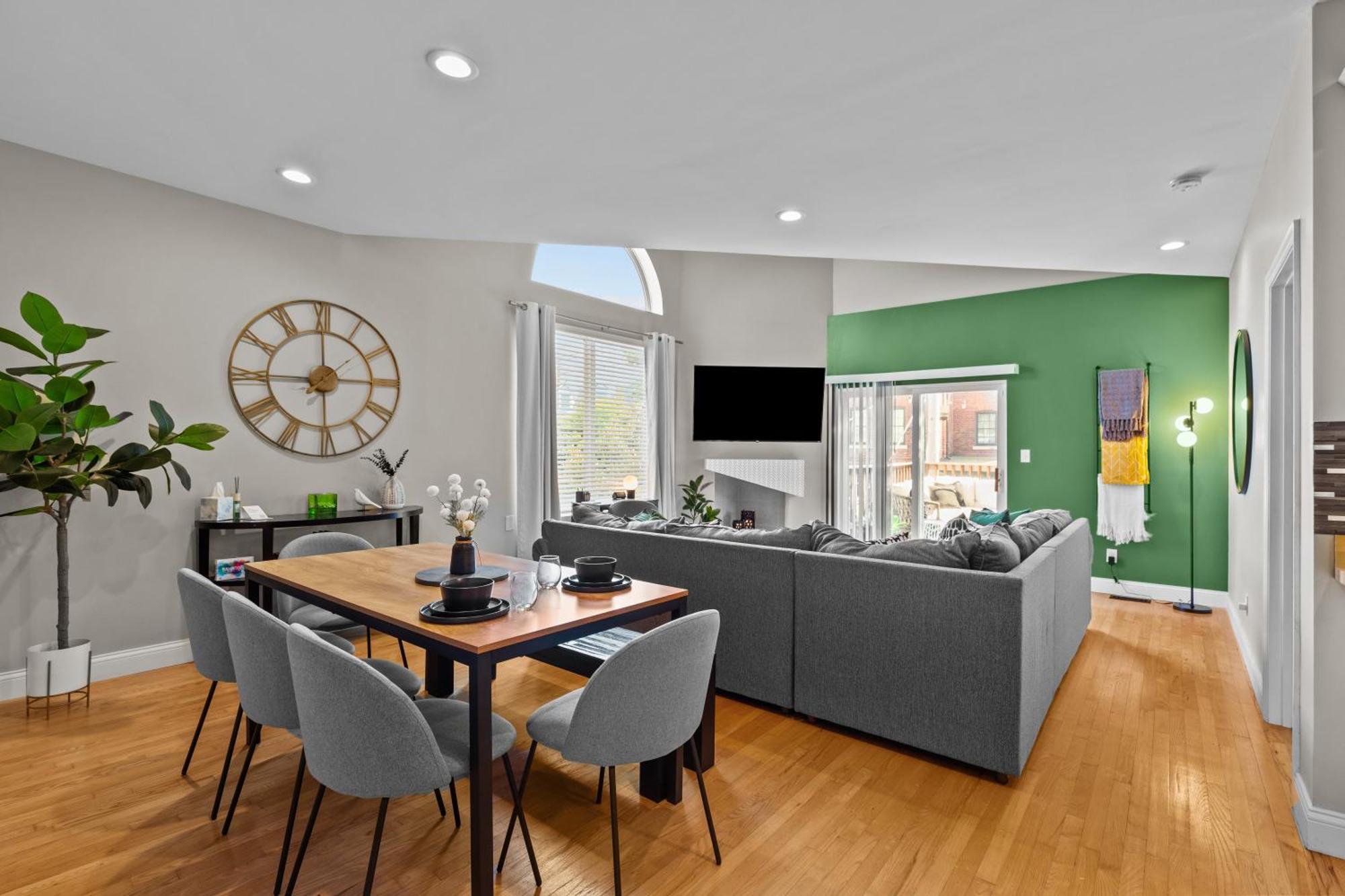 Tower Grove West End Whimsy | Jz Vacation Rentals מראה חיצוני תמונה